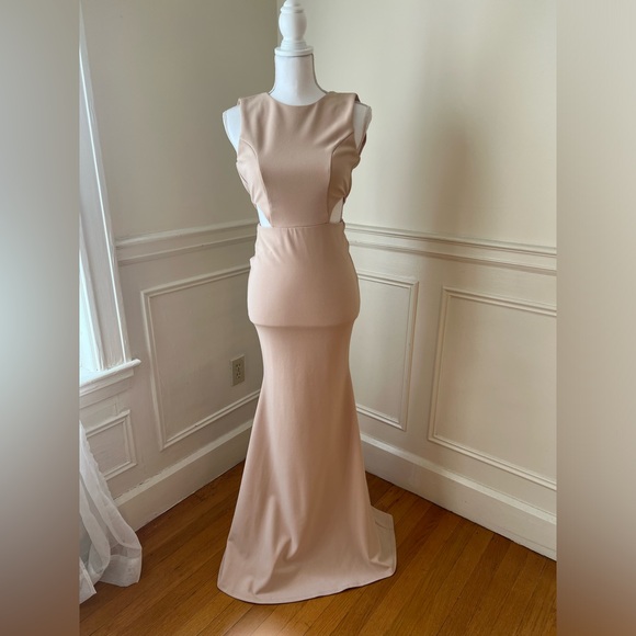 Lulu’s Utterly Smitten Blush Cutout Side Maxi Dress - Picture 2 of 7